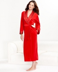 Combat winter blues with a daily dose of luxury. Velour robe by Jones New York features sleek and sophisticated satin trim.