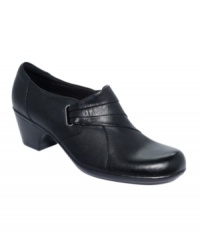 Comfy sophistication. Clarks' Ingalls Divine shooties feature faux wrap detailing with elastic gore around the sides.