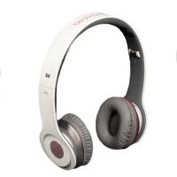 Beats by Dr. Dre Solo White On-Ear Headphones with ControlTalk (Old Version)