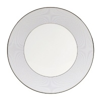 The contemporary clean lines of Jasper Conran's beautifully tailored clothing collections have provided the inspiration for the chick Pinstripe tableware collection. The decoration used is simple and makes a powerful statement when used alone, yet it adds color, contrast and interest when mixed and matched with Jasper Conran's iconic white collection.