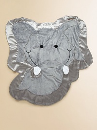 Snuggle up baby in this adorable blanket, made with luxuriously plush minky fabric, trimmed and backed with silky, charmeuse satin, an embroidered cheek-to-cheek smile and a plush embossed ribbon nose.Silky charmeuse satin trimAbout 48 X 56PolyesterMachine washImported