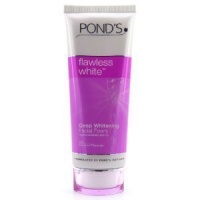 Pond's Flawless White Deep Whitening Facial Foam 100 g (Pack of 3)