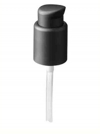 An optional pump for dispensing liquid foundations. It distributes the ideal amount without the need to dip or pour. 