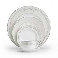 Vera Wang by Wedgwood Love Knots Five-Piece Place Setting