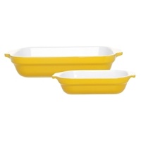 Emile Henry's high-quality dishware is carefully crafted using durable ceramic for slow, naturally even cooking. In an array of bright, fade-resistant hues, these dishes can be used on the stove or in the oven or microwave, and dishwasher safe for easy cleaning.