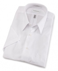 Van Huesen Men's Wrinkle Free Poplin Solid Short Sleeve Shirt