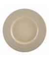 Elegance comes easy with the Fair Harbor accent plate, perfect for salad and dessert. Durable stoneware in a serene sandy hue is half glazed, half matte and totally timeless.