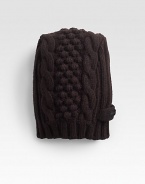 Chunky knit cabled beanie set in a luxurious wool and cashmere blend.Logo detail70% wool/30% cashmereDry cleanMade in Italy