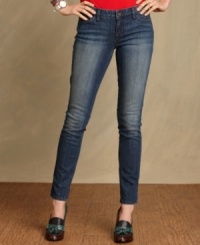 The fit of leggings with the styling of jeans - get the best of both worlds with this Tommy Hilfiger look.