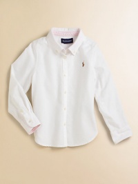 Preppy cotton oxford style detailed with a pinstriped undercollar and cuffs for a tailored look.Button-down collar Multicolor embroidered pony on chest Long sleeves with barrel cuffs Rounded shirttail hem with striped gussets Split back yoke Cotton Machine wash Imported