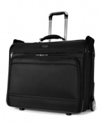 Tailored to the traveler's needs, this Samsonite garment bag is designed with a slender, streamlined shape that doesn't compromise capacity. Lightweight even when loaded, it holds hangers straight from your closet and keeps dressy accessories in great shape through your entire trip. 10-year limited warranty.