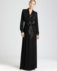 Exude timeless glamour in this floor-skimming Rachel Zoe tuxedo wrap dress. A satin sash finishes the look.