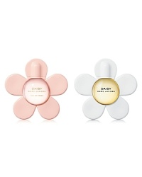 Set includes: 20 mL Daisy Eau de Toilette and 20 mL Daisy Eau So Fresh Eau de Toilette Spray.