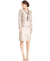 An elegant affair calls for an equally stylish wardrobe. Le Suit's petite skirt suit features a sophisticated shantung fabric with a touch of shine.