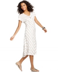 Chevron stripes and fluid knit jersey makes Cha Cha Vente's dress ideal for summer fun!