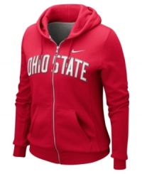 Spread the spirit and cheer on your favorite team with this NCAA Ohio State Buckeyes hoodie from Nike.