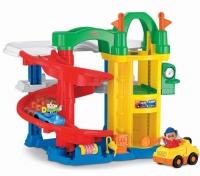 Fisher-Price Little People Racin' Ramps Garage