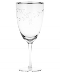 Birch branches grow around this crystal iced beverage glass, turning formal tables into serene landscapes. A contemporary design refined with polished platinum, it complements the Noritake crystal stemware collection with breezy, all-natural beauty.