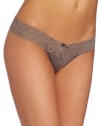 b.tempt'd by Wacoal Women's Supernatural Thong