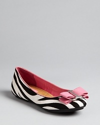 Isaac Mizrahi New York steps into the exotics trend in these chic, zebra flats. Bow accents lend just the right dose of drama to keep things interesting, work or play.