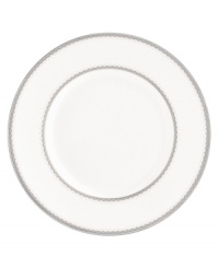 Add refined variety to your table with this luxe accent plate. Featuring a fine pearlescent border with the signature tiered scallop design of the Dentelle collection on creamy white.