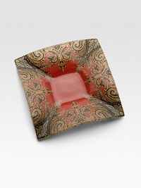 A small pocket tray, decorated with a lively pochette pattern printed on glass.Glass4.7 squareHand washMade in Italy