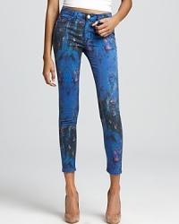 A celestial-inspired tie-dye print makes a splash on these Hudson skinny jeans.