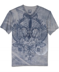 Make your t-shirt a talking point. This graphic shirt from Retrofit will build a buzz on your casual style.