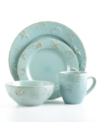 Give every meal the relaxed feel of a seaside retreat with the delightfully rustic Cape Cod set from Thomson Pottery's collection of dinnerware and dishes. Embossed shells and starfish dusted in sandy bronze swim in a sea of pale turquoise. A must-have for beach homes.