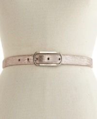 The metallic look of this Calvin Klein skinny leather belt creates a mesmerizing feel to any outfit.