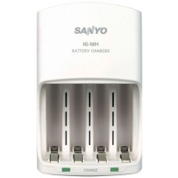 SANYO 4-Position Ni-MH Rechargeable Battery Charger