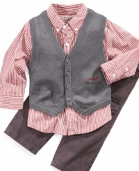 When he needs to impress, dress him up in this trendy and versatile 3 piece set by Guess.