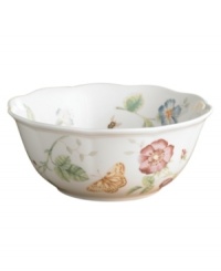 Let your creativity shine through with the Butterfly Meadow mix-and-match dinnerware collection. Perfect for any entree both savory and sweet, this generously sized serving bowl features a fresh pattern of butterflies and flowers.