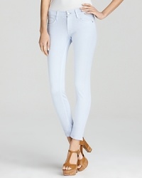 Slip into spring in a brand new--icy cool--hue. These French Connection skinny jeans highlight your long legs with a hint of stretch for the perfect fit--and a head-turning look--every time.