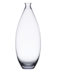 Tall and modern with a teardrop shape and narrow spout, this Lenox Garden vase is an elegant showcase for calla lilies and other long-stemmed blossoms. Perfect for any space and shade of bouquet in luminous glass.