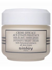 For revitalised and fortified skin. A regenerating cream to fight against skin aging. Formulated with botanical extracts (Calendula, Lily, St John's Wort, Chamomile, Ginseng) specifically selected for their potent softening, regenerating and strengthening benefits.Its exclusive formula helps to preserve the skin's suppleness, softness and firmness, prevent the appearance of fine lines and wrinkles, restore a fresh, youthful-looking glow and rested appearance. Directions for Use.