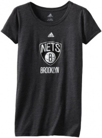 NBA Brooklyn Nets Center Logo Women's T-Shirt