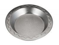 Doughmakers 9 Pie Pan with Crust Protector