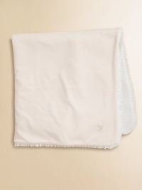 Crafted in a versatile reversible solid-to-quilted design in ultra-soft cotton velour, an essential blanket is perfect for swaddling and receiving.Ribbed trim28 X 32CottonMachine washImported