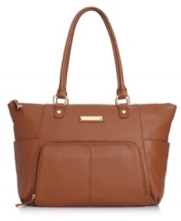 Shoulder this sleek silhouette from Calvin Klein with elegance and ease. Crafted from luxe leather with gleaming hardware and plenty of pockets, its spacious design makes it the perfect companion for work or weekends.