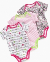 Be prepared for a quick change with this fun-loving First Impressions bodysuit 3-pack.