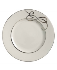 Sweet yet sophisticated, a loopy ribbon design sweeps across these porcelain dinner plates from Mikasa. Complete with a sparkling platinum rim, this flirty pattern captivates everyone at your dinner table.