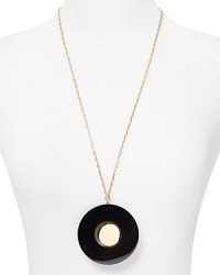 It's concentric. This kate spade new york piece bedecks the neck in circular logic, cast in plated gold and accented by a shapely pendant.