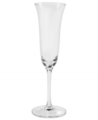 As a perfect complement to her elegant dinnerware, renowned bridal designer Vera Wang and Wedgwood have created stemware inspired by the simple curves of a tulip. The Classic pattern sits on a slender ringed pedestal and offers breathtaking purity of form. Flute shown far right.