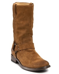 An updated take on a classic style, these Frye suede boots feature straps and harness rings and for cool-weather cache.