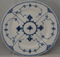 Royal Copenhagen Blue Fluted Half Lace Border Dinner Plate # 571