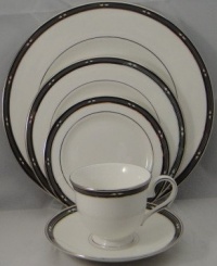 Lenox Diamond Solitaire 5 Piece Place Setting