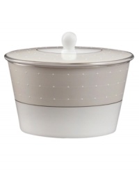 Subtly vintage-inspired design meets modern enhancement in this fine china sugar bowl. From innovative designer Monique Lhullier, it features a pearlescent border with glossy raised dots and a fine stitch-like pattern.