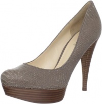 Guess Women's Gwadrienas Pump