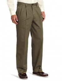 IZOD Men's Pleated Madison Pant